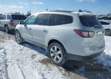 2017 Chevrolet Traverse Premier z USA, uszkodzony, nr VIN 1GNKRJKD5HJ301963